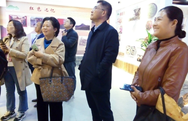 “沪港通催化新一轮牛市 国外投资者看好中国股市”