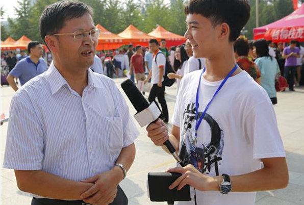 “天鸽互动今日挂牌 视频社会交往受热捧”